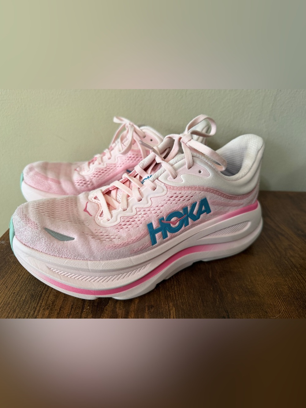 Hoka Bondi 9 Pink Women's Running Sneakers Size 8